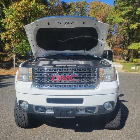 used 2014 GMC Sierra 2500 car, priced at $30,997