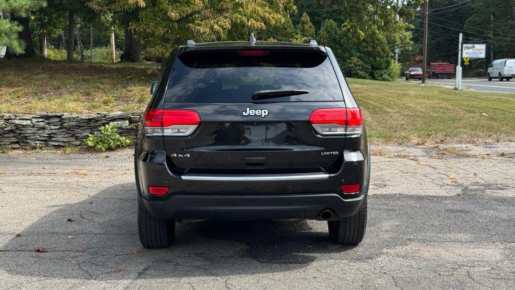 used 2015 Jeep Grand Cherokee car, priced at $12,498
