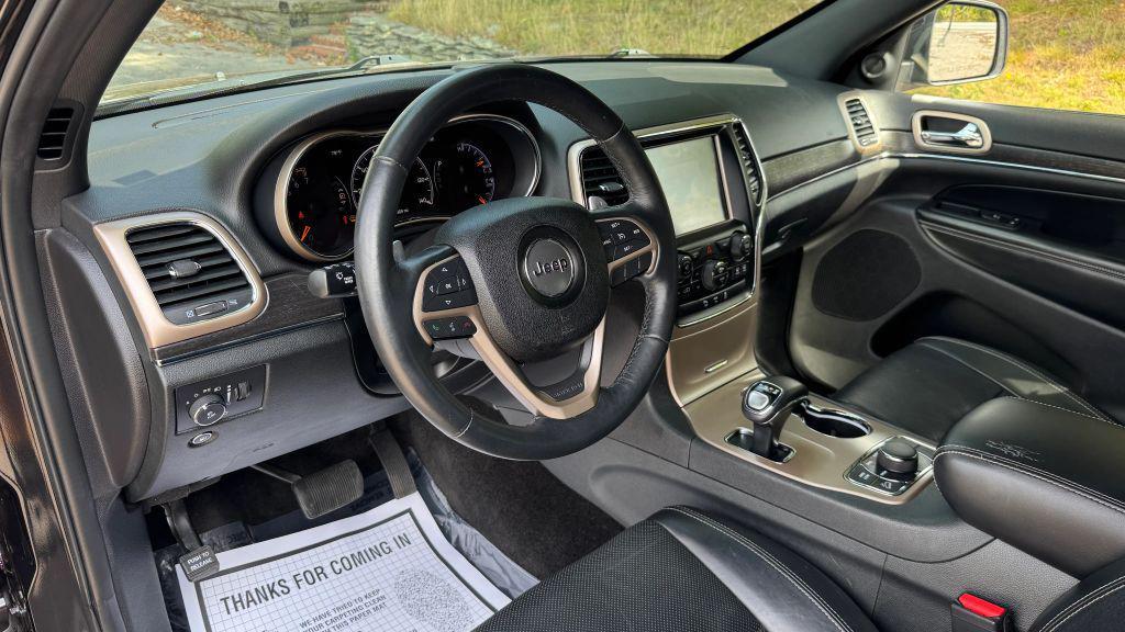 used 2015 Jeep Grand Cherokee car, priced at $12,498