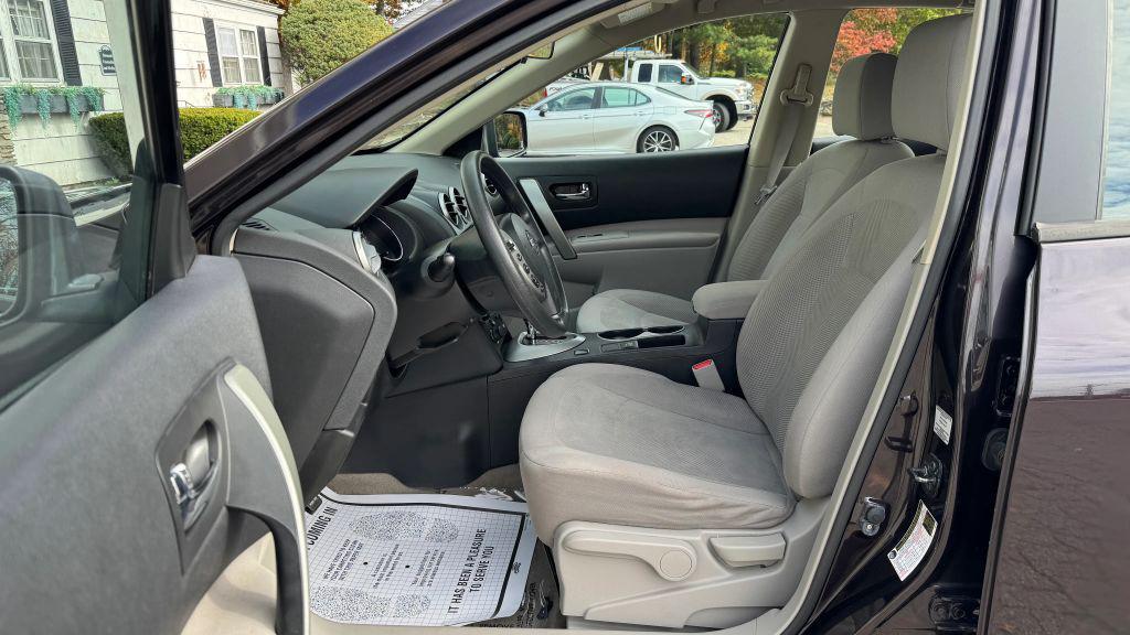 used 2014 Nissan Rogue Select car, priced at $7,998