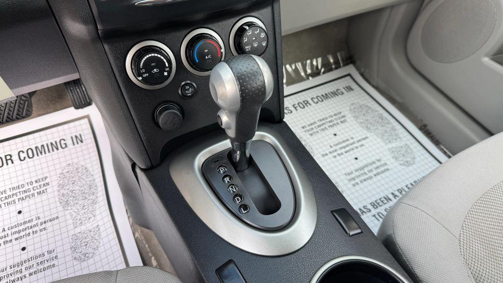 used 2014 Nissan Rogue Select car, priced at $7,998