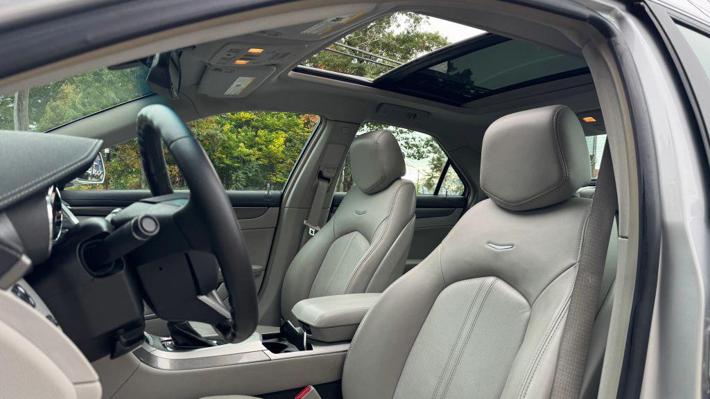 used 2009 Cadillac CTS car, priced at $7,995