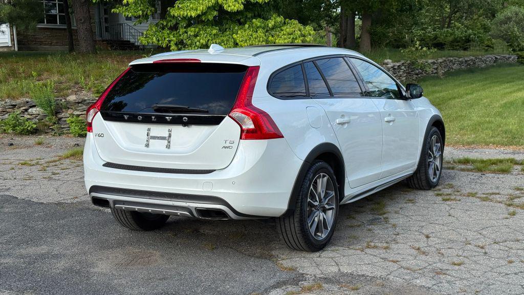 used 2016 Volvo V60 Cross Country car, priced at $13,998