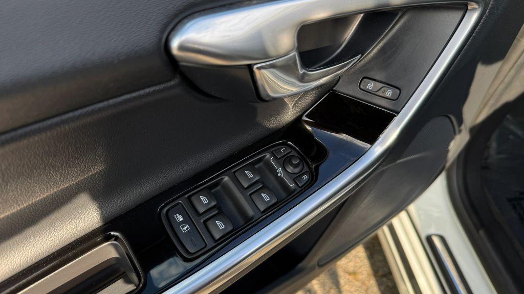 used 2016 Volvo V60 Cross Country car, priced at $13,998