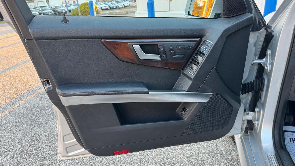 used 2014 Mercedes-Benz GLK-Class car, priced at $10,999