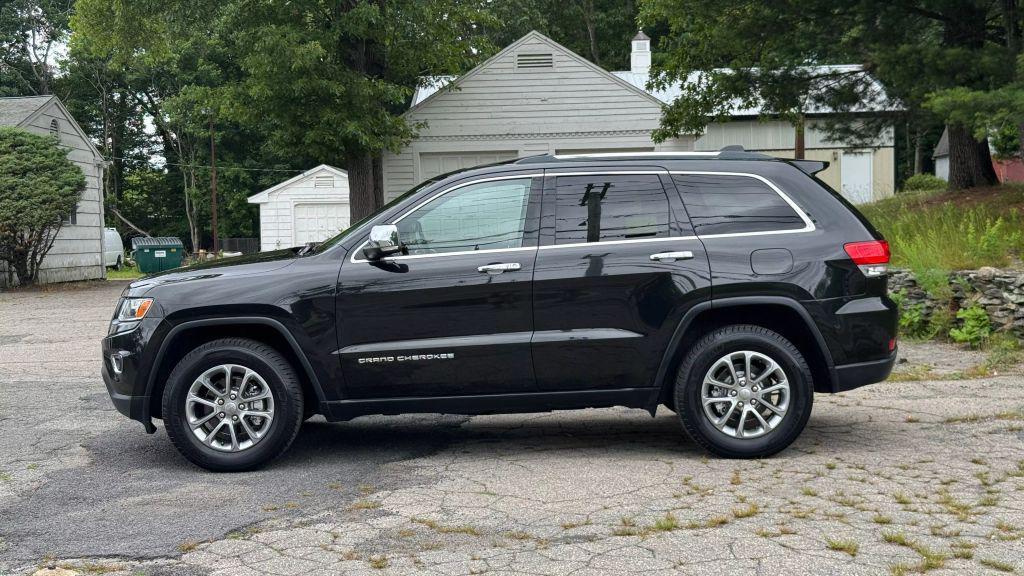 used 2015 Jeep Grand Cherokee car, priced at $14,500
