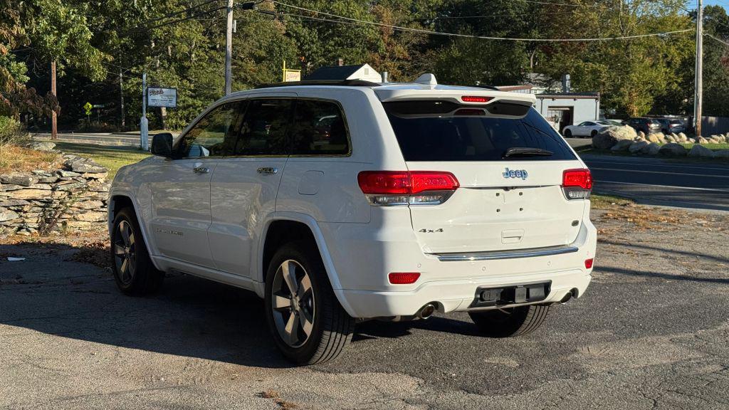 used 2015 Jeep Grand Cherokee car, priced at $14,495