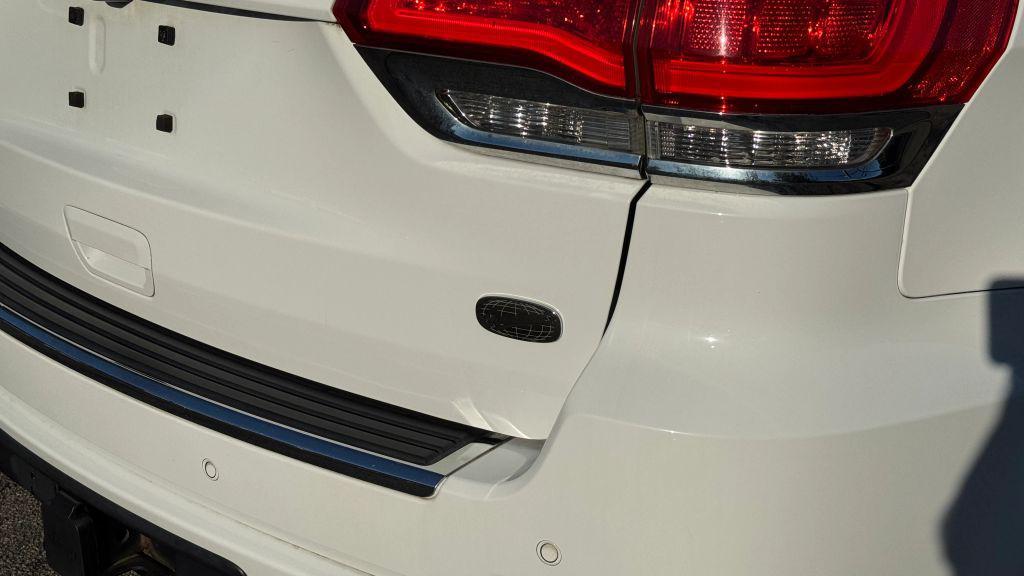 used 2015 Jeep Grand Cherokee car, priced at $14,495