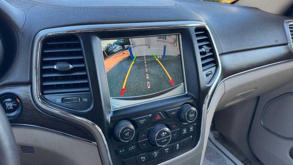 used 2015 Jeep Grand Cherokee car, priced at $14,495