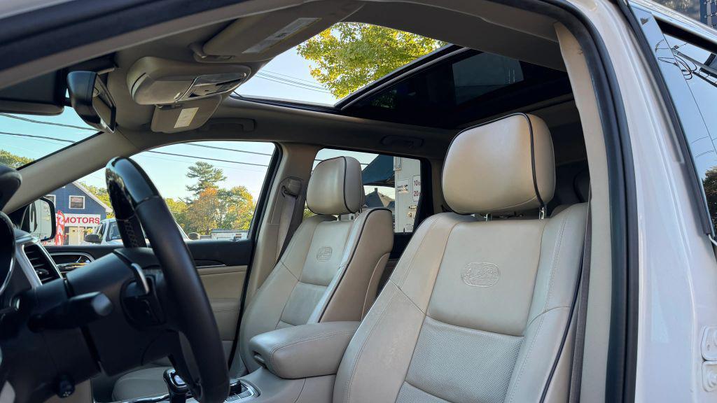 used 2015 Jeep Grand Cherokee car, priced at $14,495