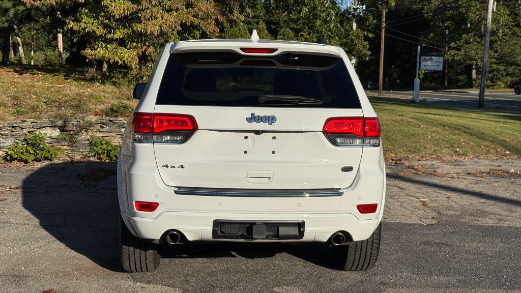 used 2015 Jeep Grand Cherokee car, priced at $14,495