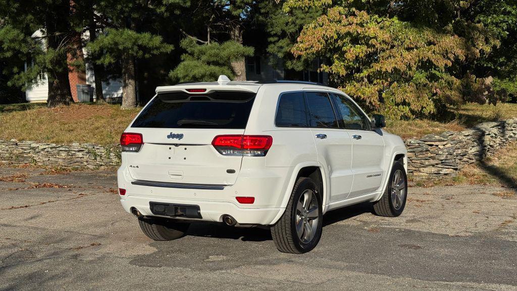 used 2015 Jeep Grand Cherokee car, priced at $14,495