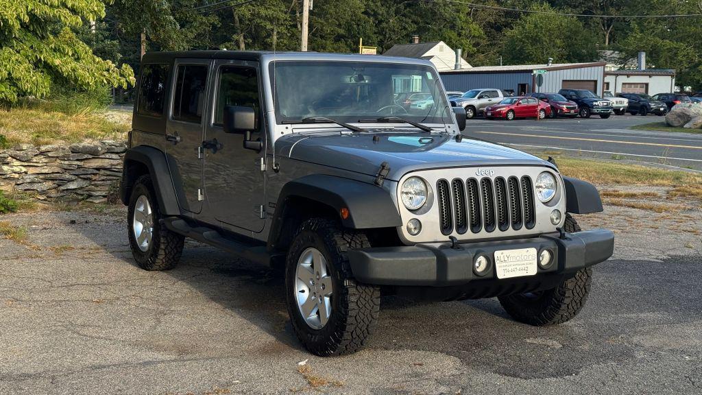 used 2014 Jeep Wrangler Unlimited car, priced at $20,998