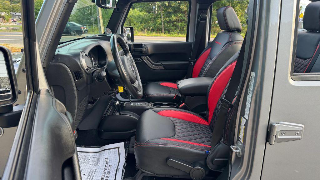 used 2014 Jeep Wrangler Unlimited car, priced at $20,998