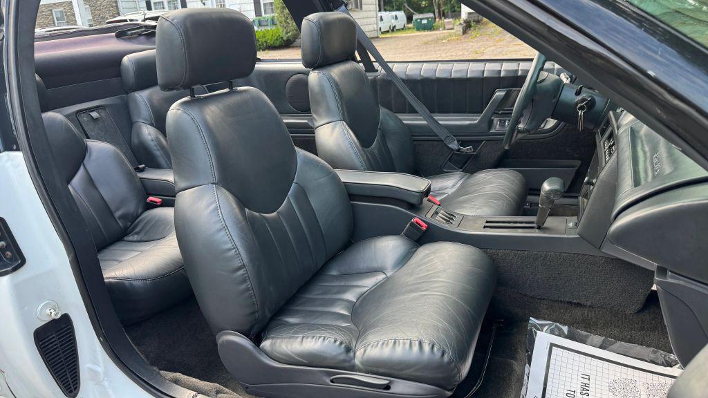 used 1994 Oldsmobile Cutlass Supreme car, priced at $3,999
