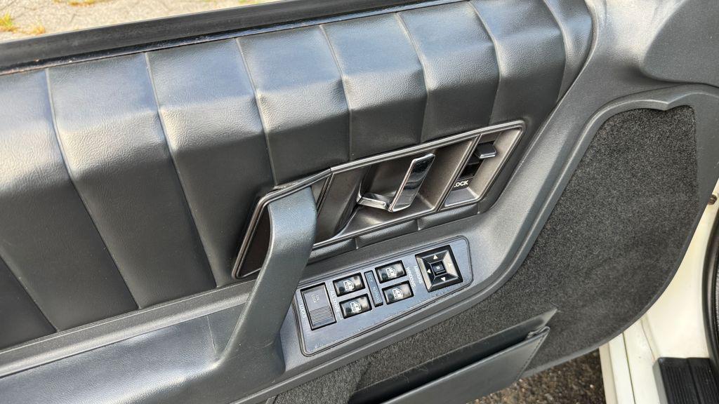 used 1994 Oldsmobile Cutlass Supreme car, priced at $3,999