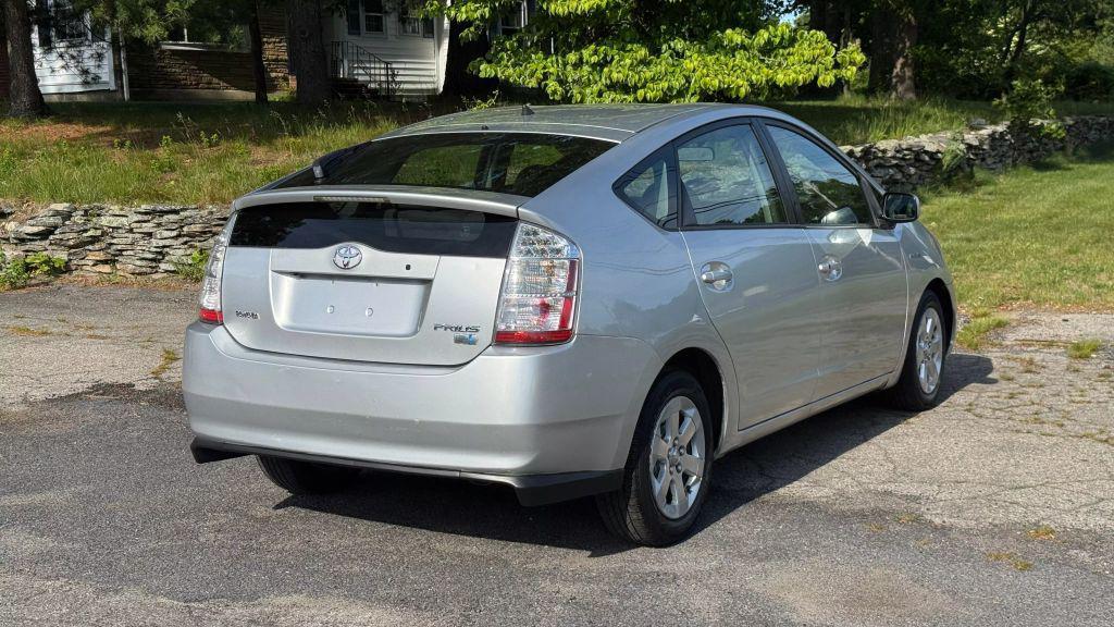 used 2007 Toyota Prius car, priced at $7,500