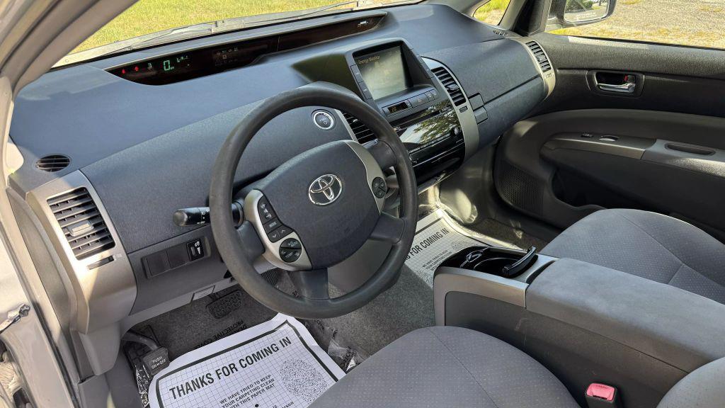 used 2007 Toyota Prius car, priced at $7,500