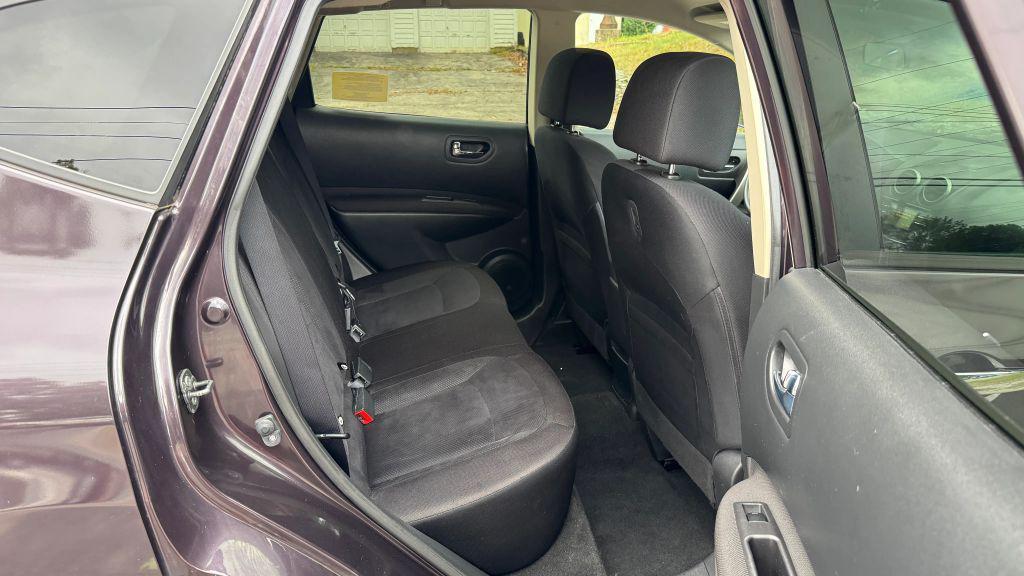 used 2015 Nissan Rogue Select car, priced at $8,500