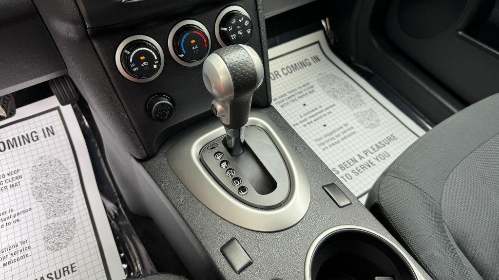 used 2015 Nissan Rogue Select car, priced at $8,500