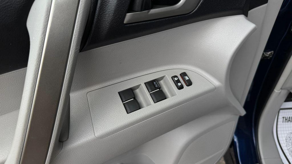 used 2013 Toyota Highlander car, priced at $20,990
