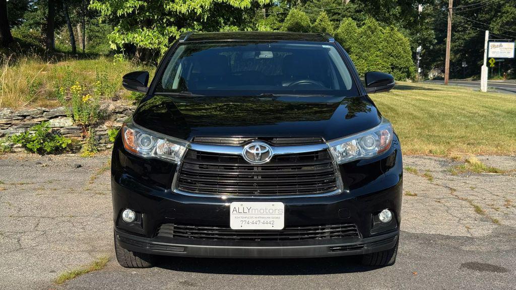 used 2015 Toyota Highlander car, priced at $19,998