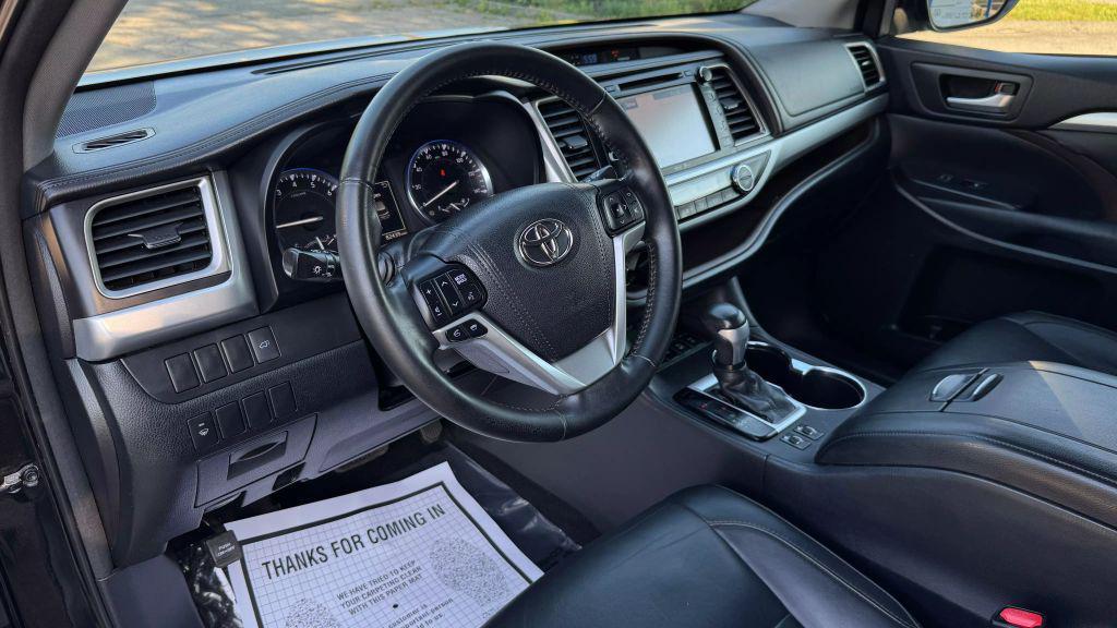 used 2015 Toyota Highlander car, priced at $19,998