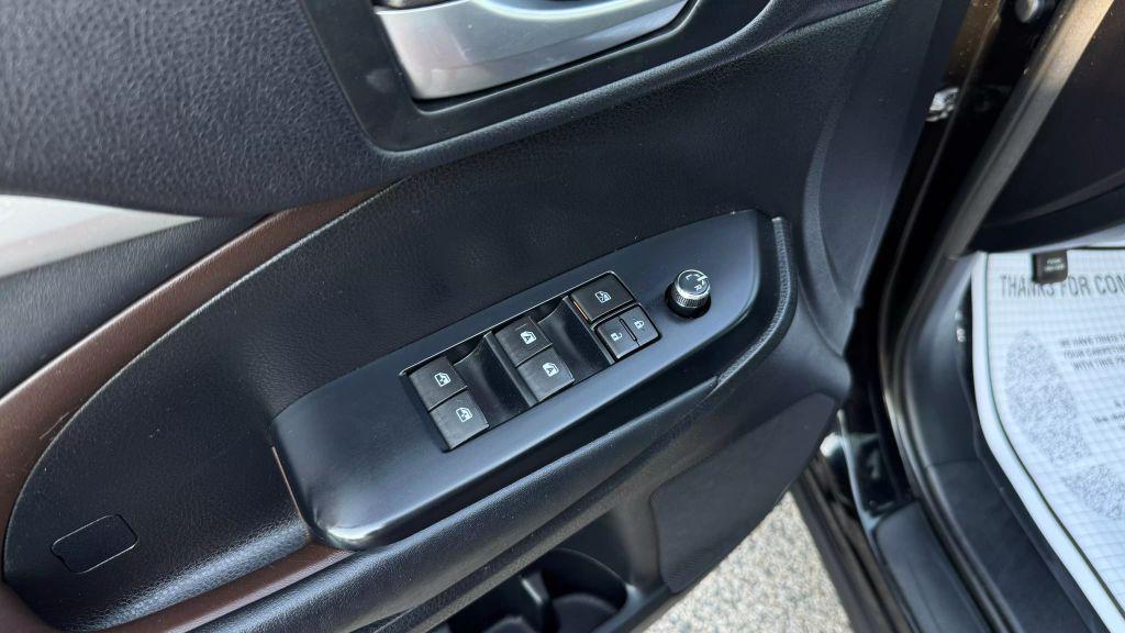 used 2015 Toyota Highlander car, priced at $19,998