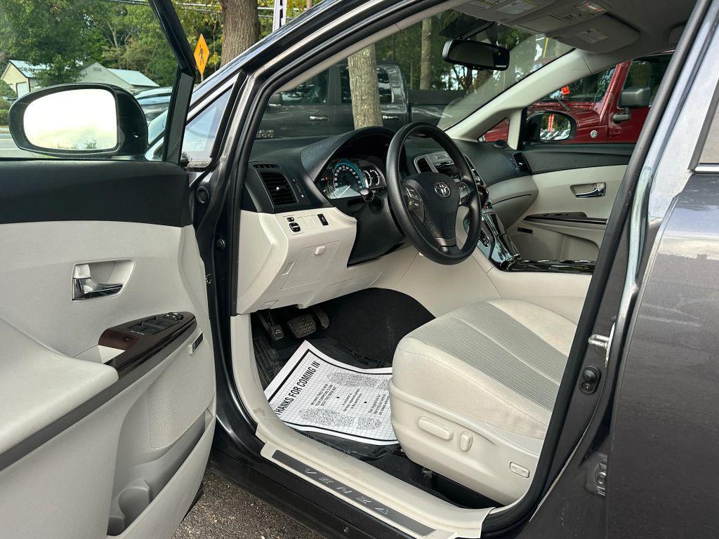 used 2009 Toyota Venza car, priced at $8,998