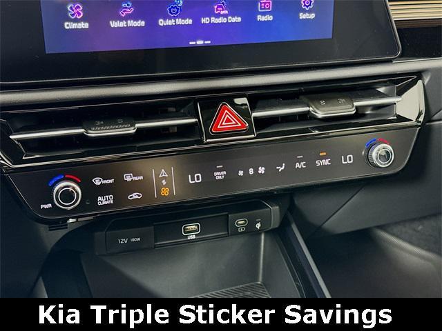 new 2025 Kia Niro car, priced at $32,475