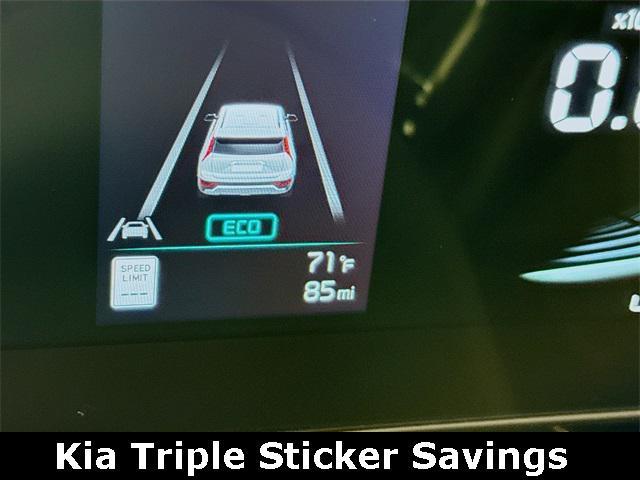 new 2025 Kia Niro car, priced at $32,475