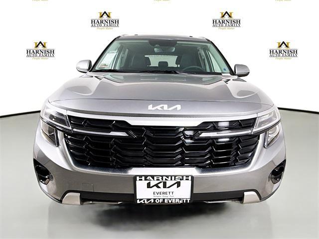 new 2025 Kia Seltos car, priced at $29,295