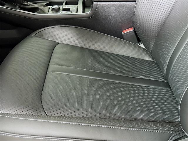 new 2025 Kia Sorento car, priced at $37,180