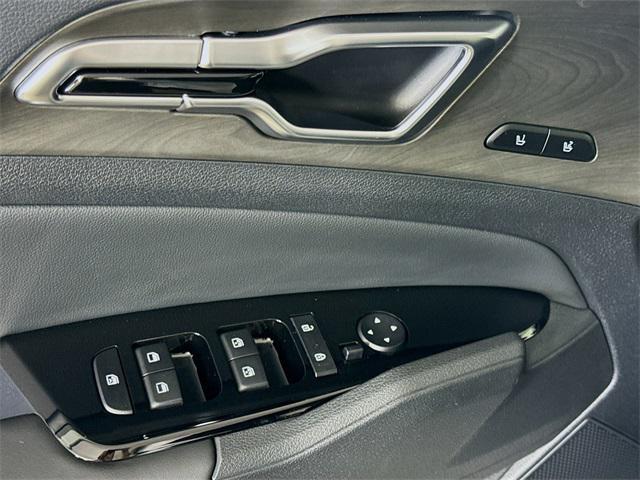 new 2025 Kia Sportage car, priced at $36,725