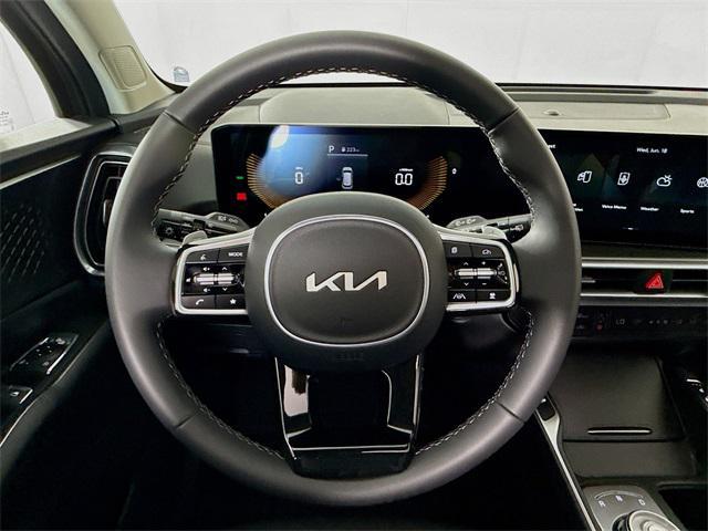 new 2025 Kia Sorento Hybrid car, priced at $40,930
