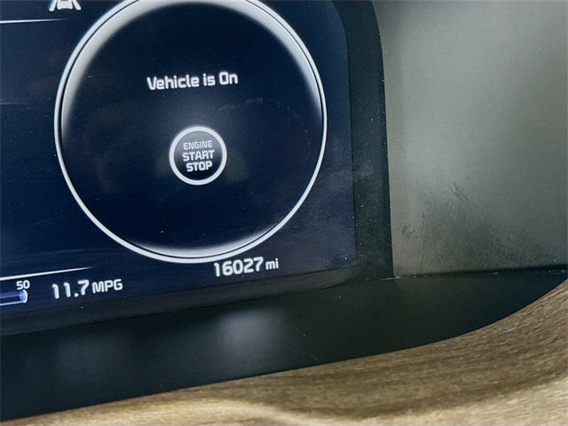 used 2023 Kia Sorento car, priced at $39,642