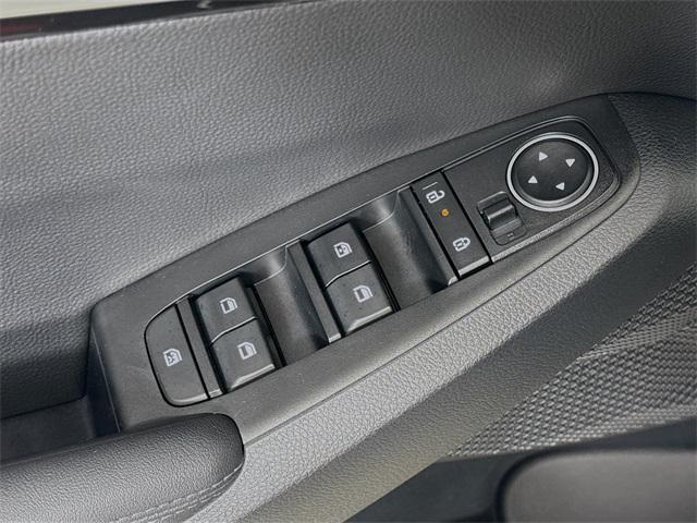 new 2025 Kia Seltos car, priced at $29,295