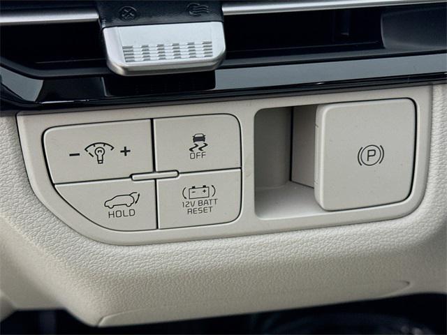 new 2026 Kia Sportage Hybrid car, priced at $35,920