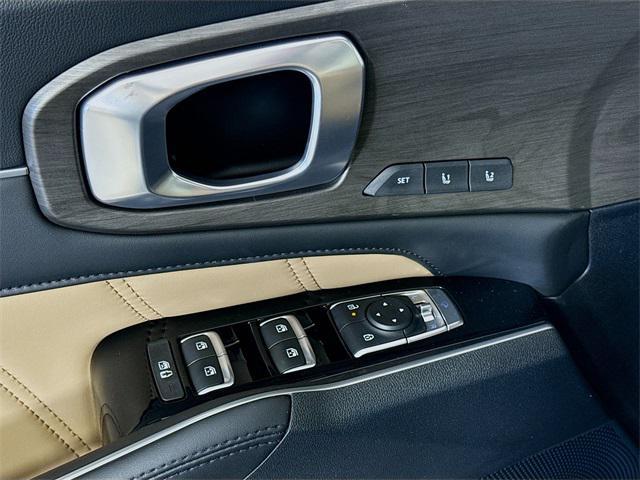 new 2025 Kia Sorento car, priced at $46,625