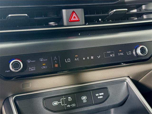 new 2025 Kia Carnival car, priced at $40,495