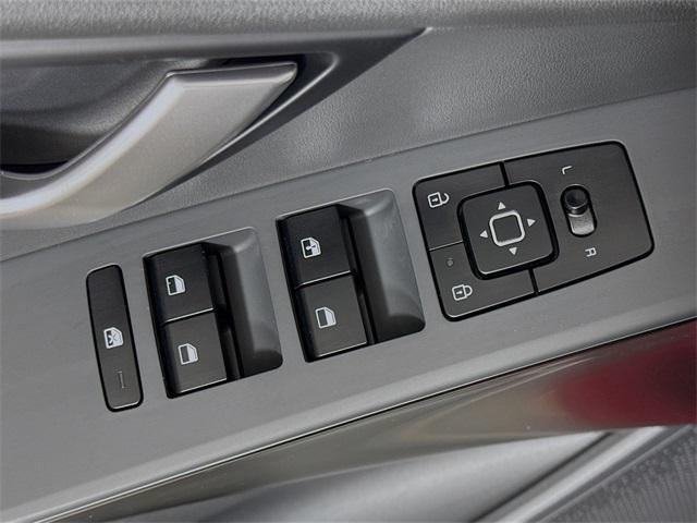 new 2025 Kia Niro car, priced at $27,011