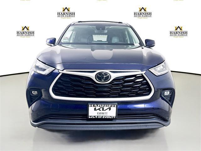 used 2020 Toyota Highlander car, priced at $26,136