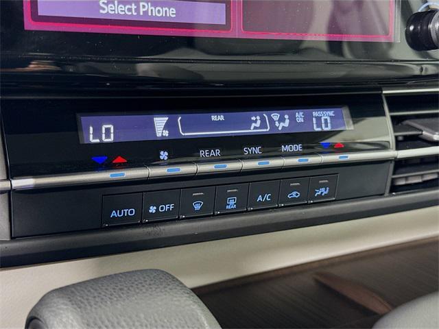 used 2022 Toyota Sienna car, priced at $37,292