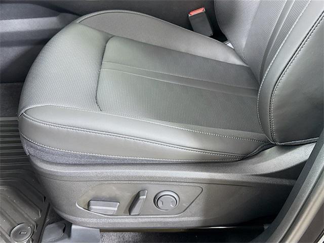 new 2026 Kia Sorento car, priced at $42,300