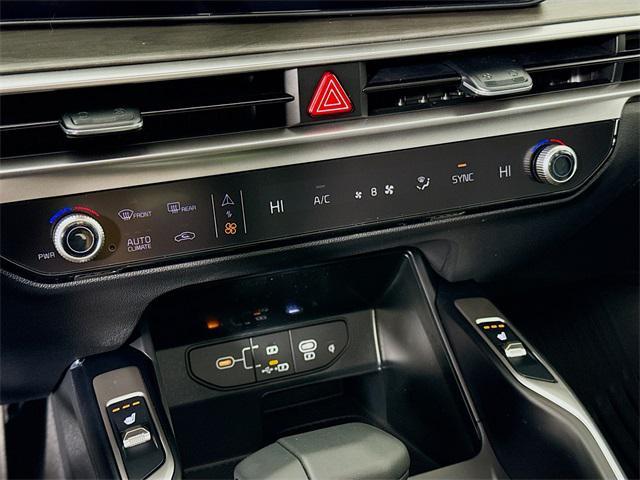 new 2026 Kia Sorento car, priced at $42,300