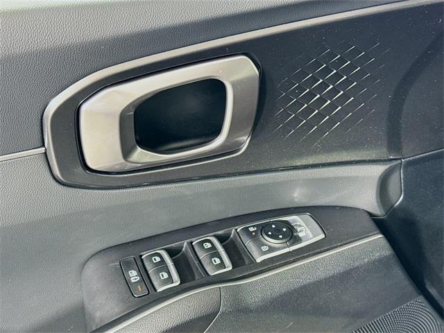 new 2025 Kia Sorento car, priced at $36,525