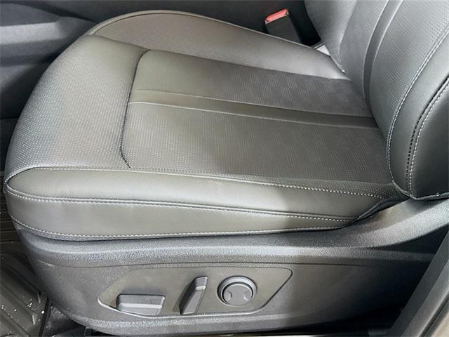 new 2025 Kia Sorento car, priced at $36,525