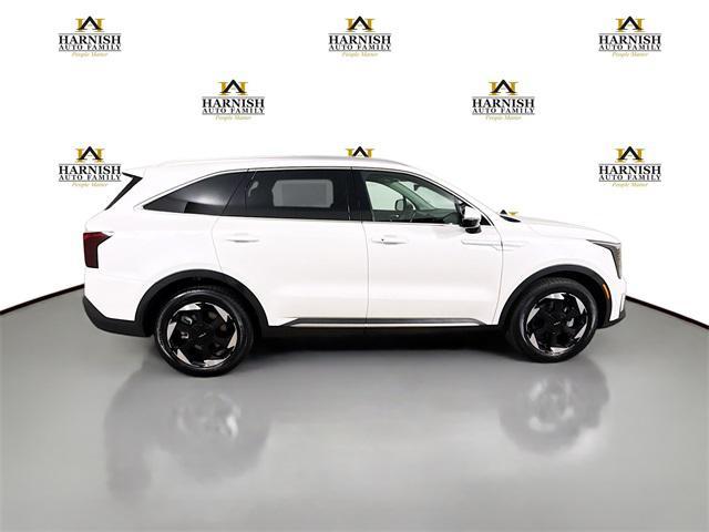 new 2025 Kia Sorento Hybrid car, priced at $40,440
