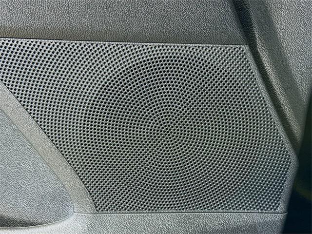 new 2025 Kia Sorento Hybrid car, priced at $38,048