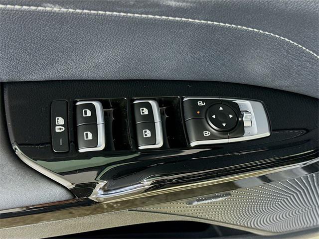 new 2025 Kia K5 car, priced at $32,925